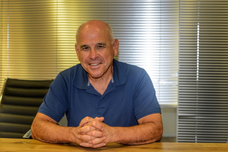 שמעון שוקן מטיפיק 10 אצבעות חינוך Disruption