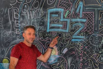 בנג'י פיינברג fintech behalf